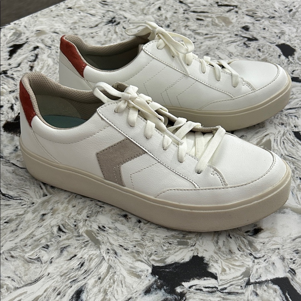 Dr. Scholl’s White and Beige Sneakers with Red Accent